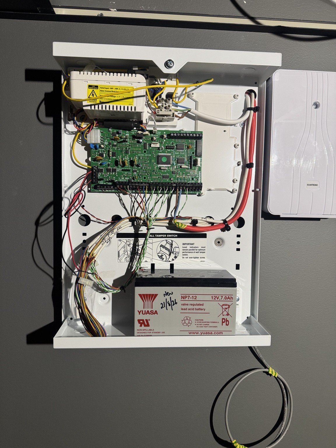 Alarm control panel